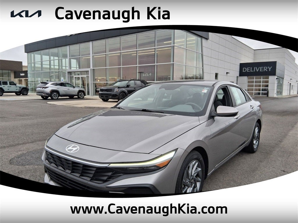 2024 Hyundai ELANTRA SEL